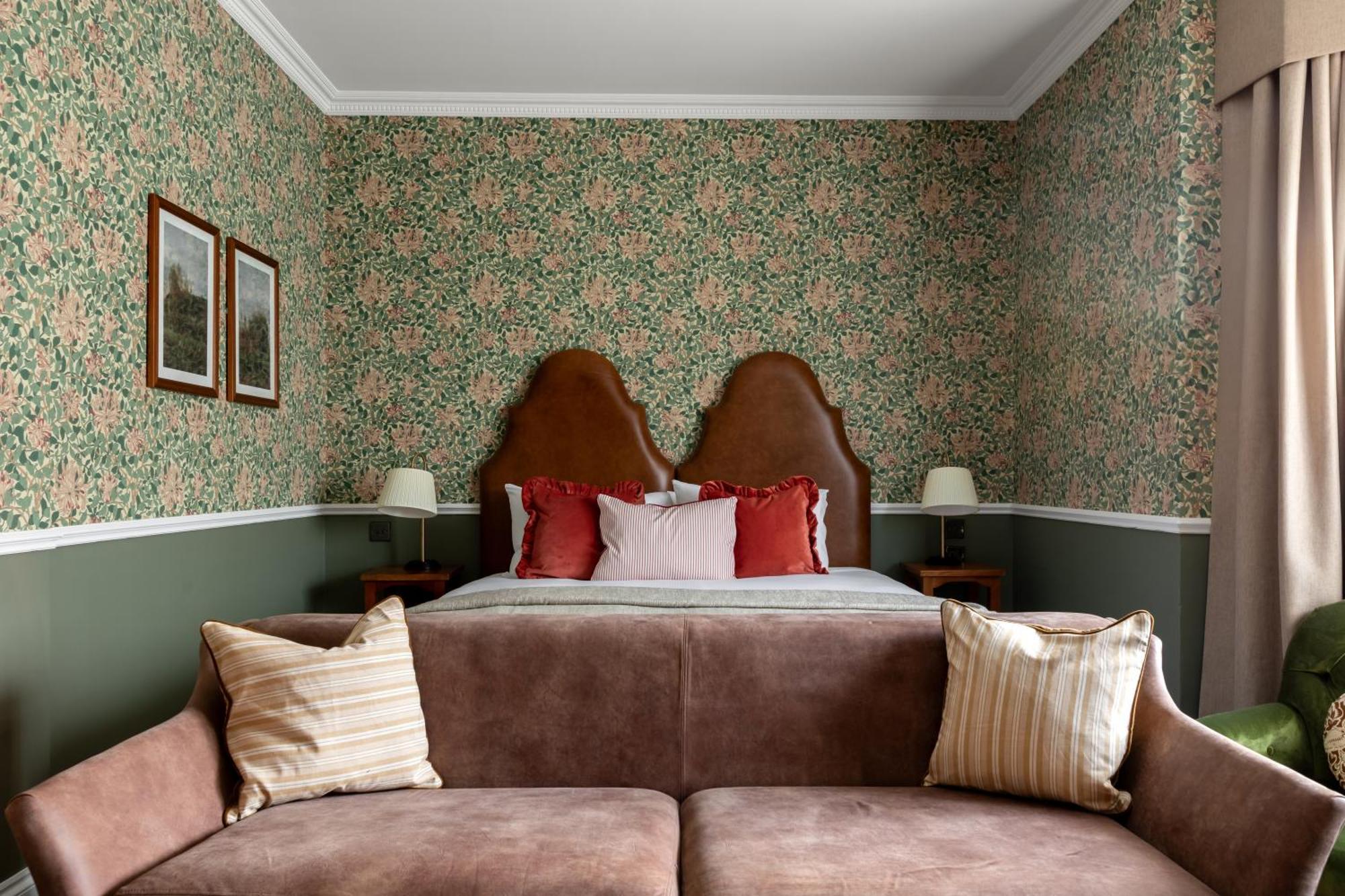 The Drayton Court Hotel Лондон Экстерьер фото