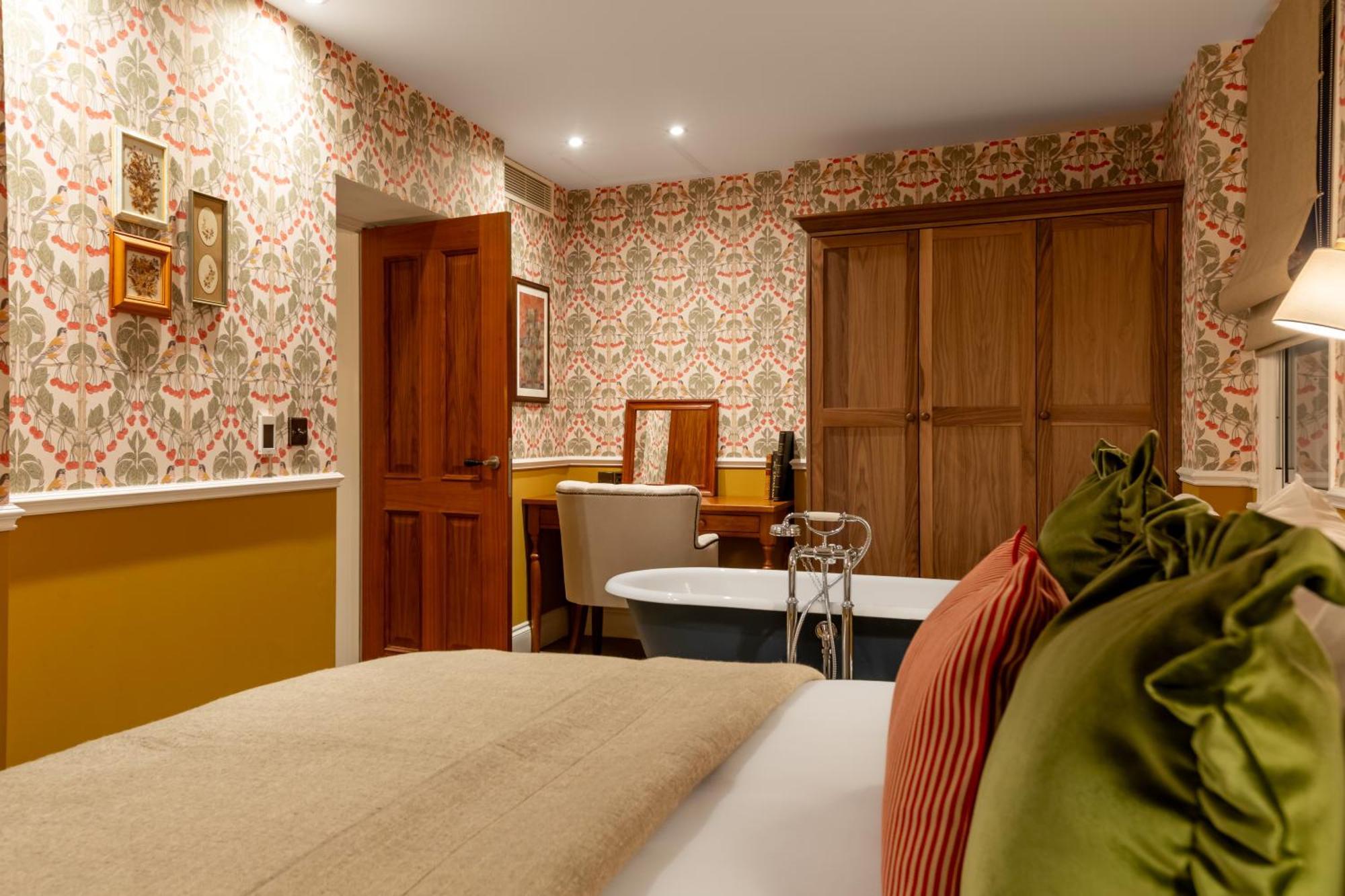 The Drayton Court Hotel Лондон Экстерьер фото