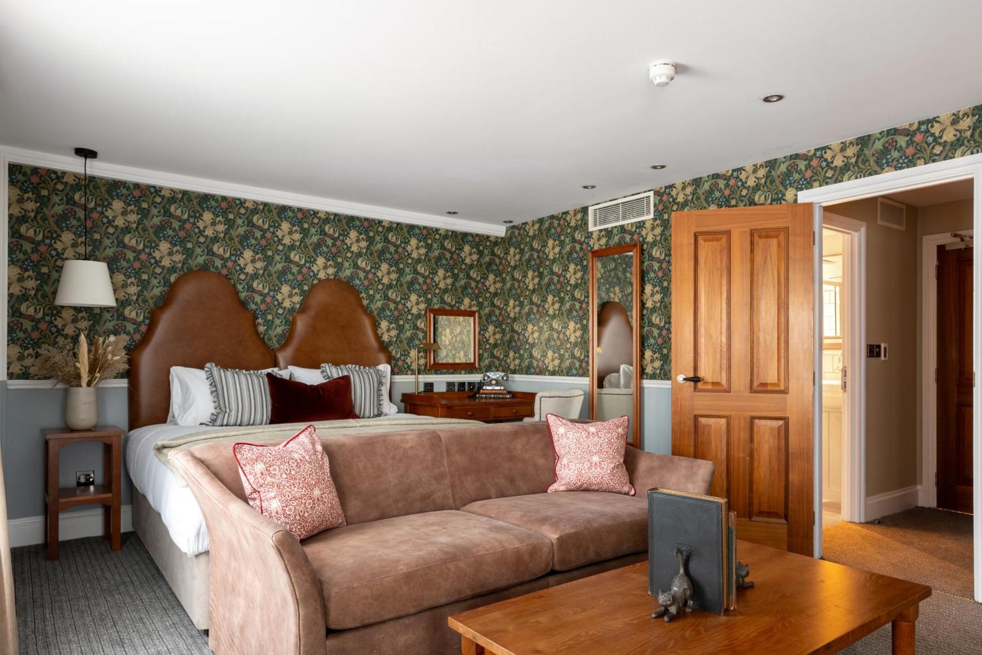 The Drayton Court Hotel Лондон Экстерьер фото