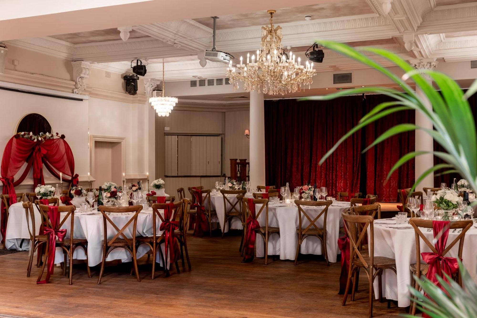 The Drayton Court Hotel Лондон Экстерьер фото